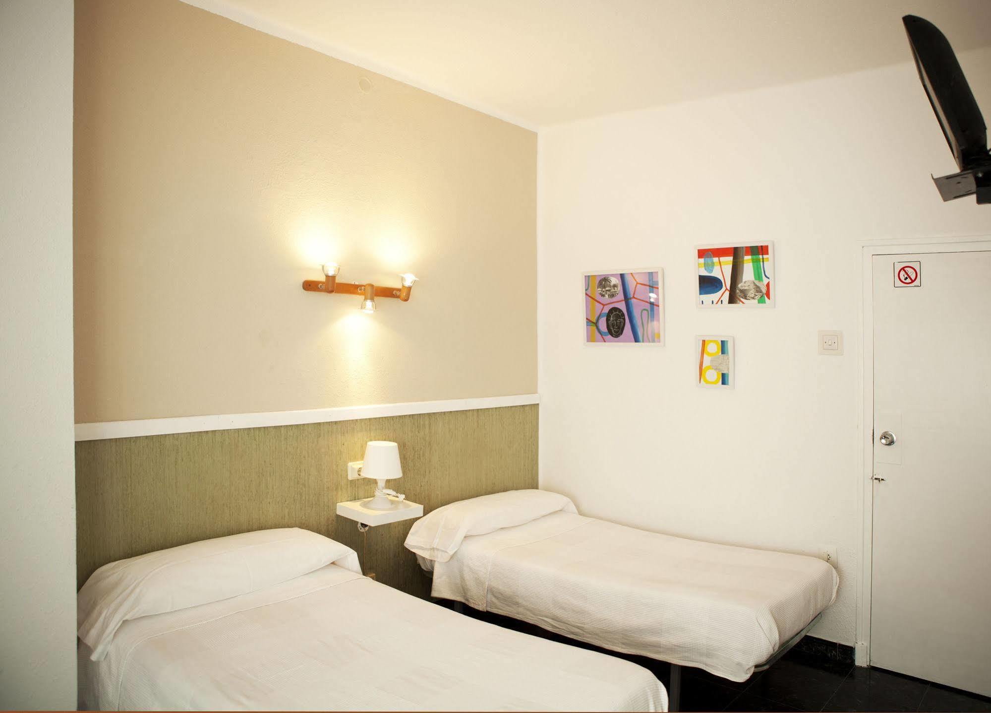 มัลวาร์โรซา บีช รูม Hotel บาเลนเซีย ภายนอก รูปภาพ